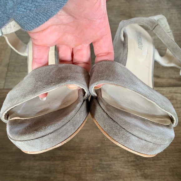 Thierry21 taupe wedges - Picture 3 of 12